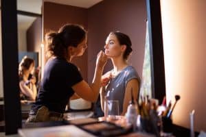 application rouge a levres petites levres