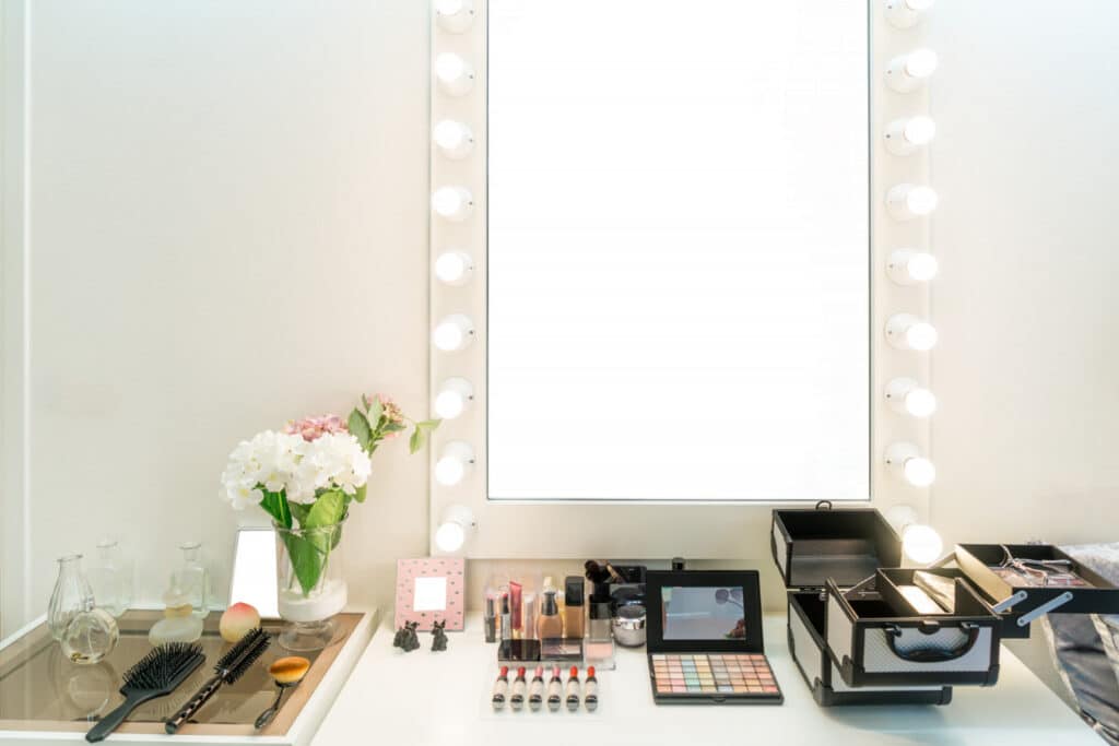 dermographe maquillage permanent